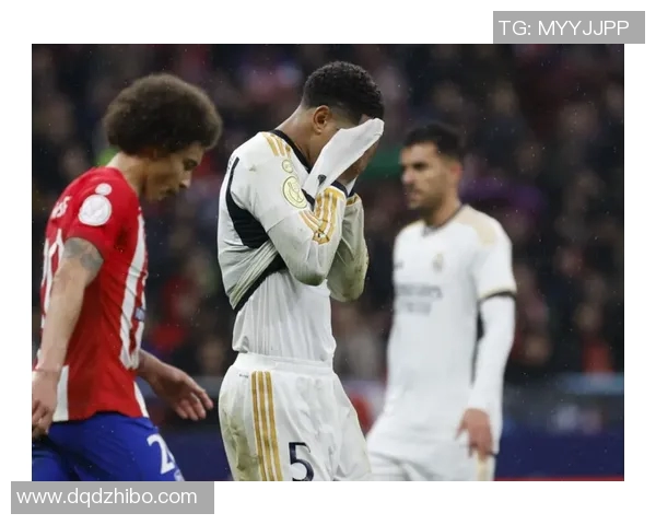 安切洛蒂训练排出424阵型维尼修斯与罗德里戈携手锋线争胜 安切洛蒂训练排出424阵型维尼修斯与罗德里戈携手锋线争胜