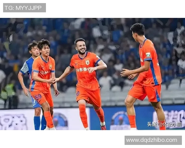 半场战报浙江与泰山战成平局瓦科制造点球却错失机会黄政宇与卡列洛各入一球
