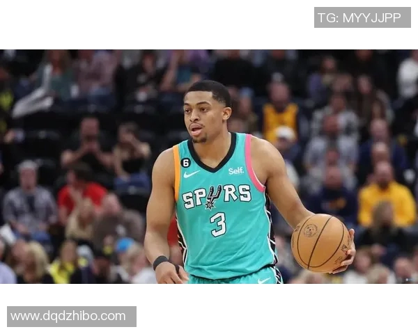 凯尔登约翰逊高效表现9投7中三分2中1贡献19分6篮板1助攻 凯尔登约翰逊高效表现9投7中三分2中1贡献19分6篮板1助攻