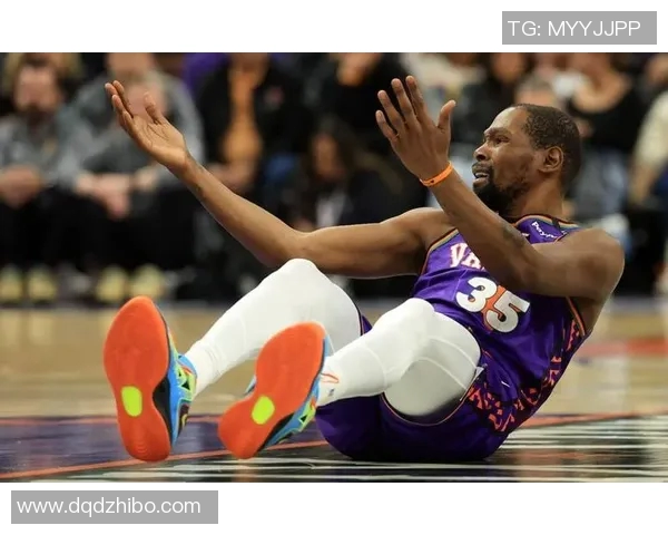 杜兰特称赞小贾巴里训练成效显著进步神速令人惊喜